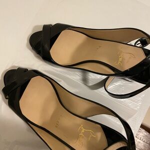 Christian Louboutin pumps summer shoes